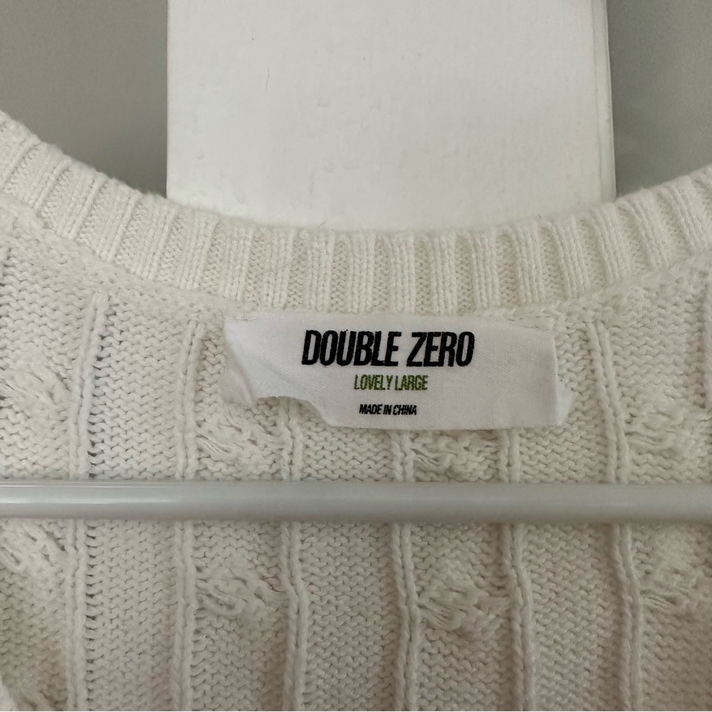 Cropped Cream Sweater Top in Large - Picture 3 of 3